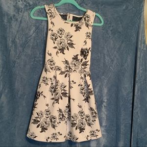 Forever 21 Black and White Lace Floral Dress